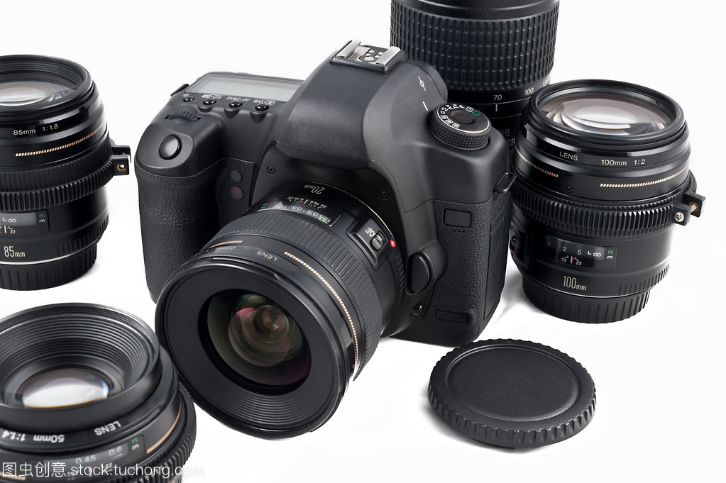 攝影器材 從光影捕手到創(chuàng)意引擎的進(jìn)化